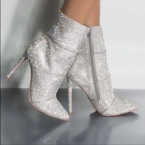 Steve Madden Winona rhinestone boots